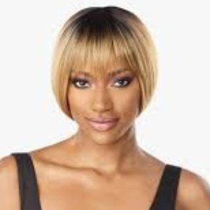 SECOND HAND INSTANT FASHION WIG VELIKA